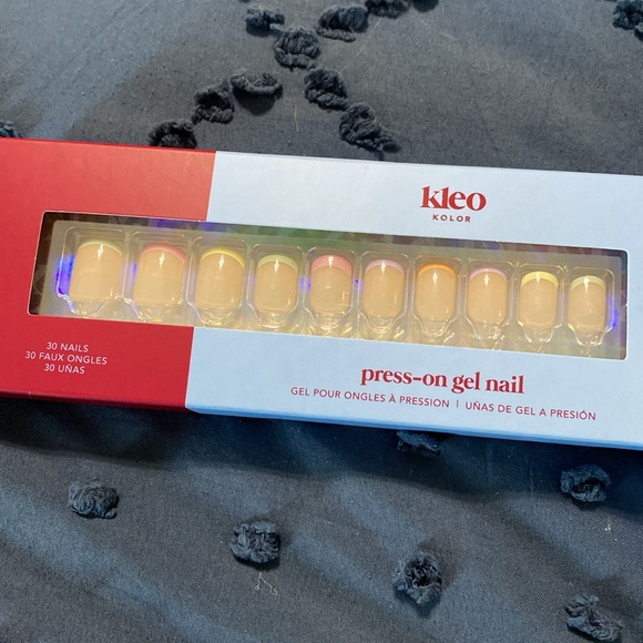 NWT mom and kid matching gel press ons in French tip pastel  includes remover - Picture 5 of 6